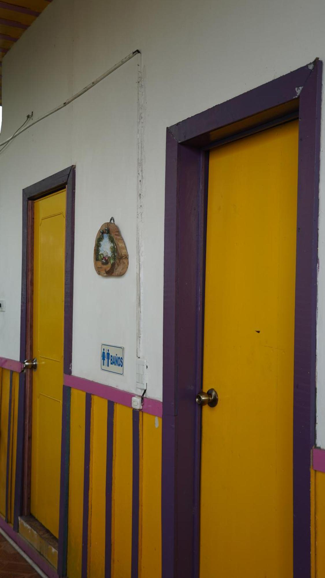 Hostal Bremen Jq Filandia Esterno foto