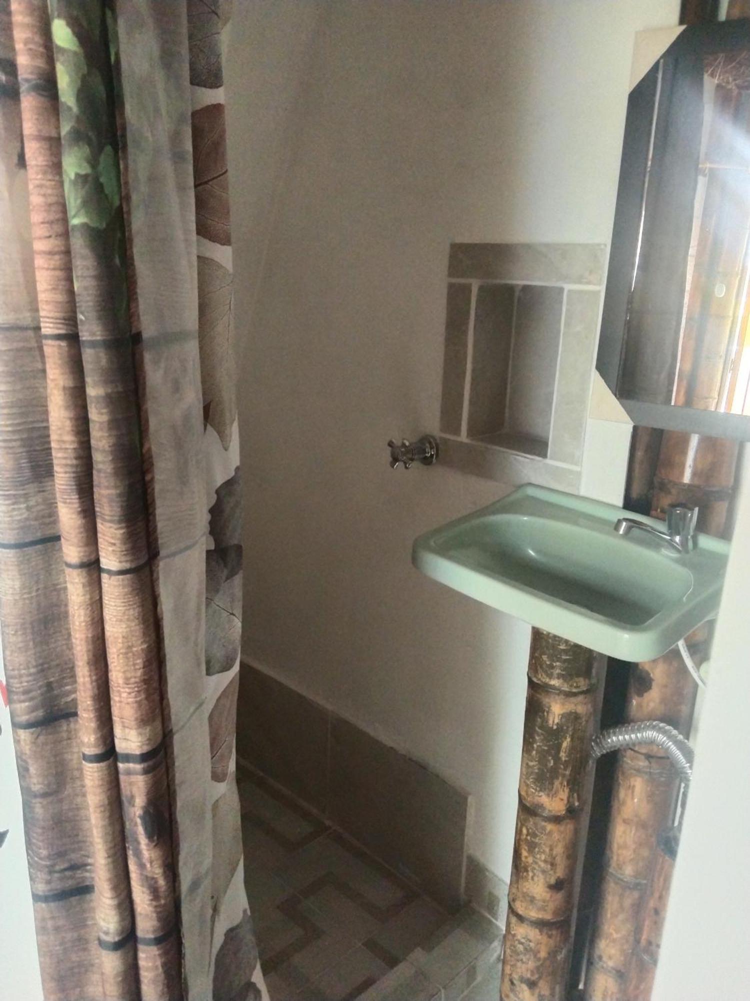 Hostal Bremen Jq Filandia Esterno foto